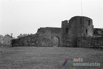 Kaunas castle in soviet times. Time and author of photography unknown, KTU ASI archive.