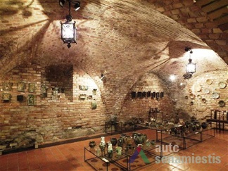 Fragment of interior. 2012, M. Bugailiškytė photo, from archive of Department of Cultural Heritage.