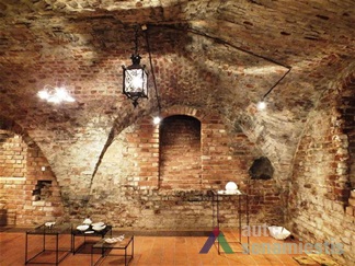 Fragment of interior. 2012, M. Bugailiškytė photo, from archive of Department of Cultural Heritage.