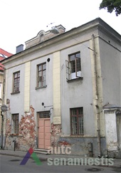 Building on the corner of Muitinės and V. Kuzmos str. Photo by V. Petrulis, 2014.